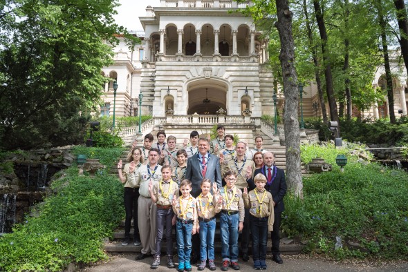 Primirea Presedintelui Comitetului Mondial al Organizatiei Mondiale a Miscarii Scout, domnul Joao Armando Goncalves, si reprezentantilor Organizatiei Nationale Cercetasii Romaniei 13